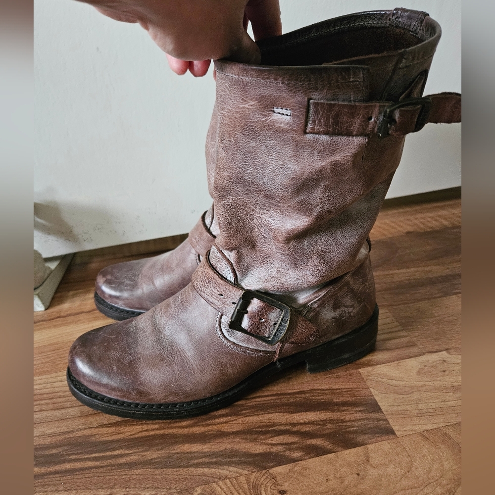 Frye Boots - Picture 1 of 6